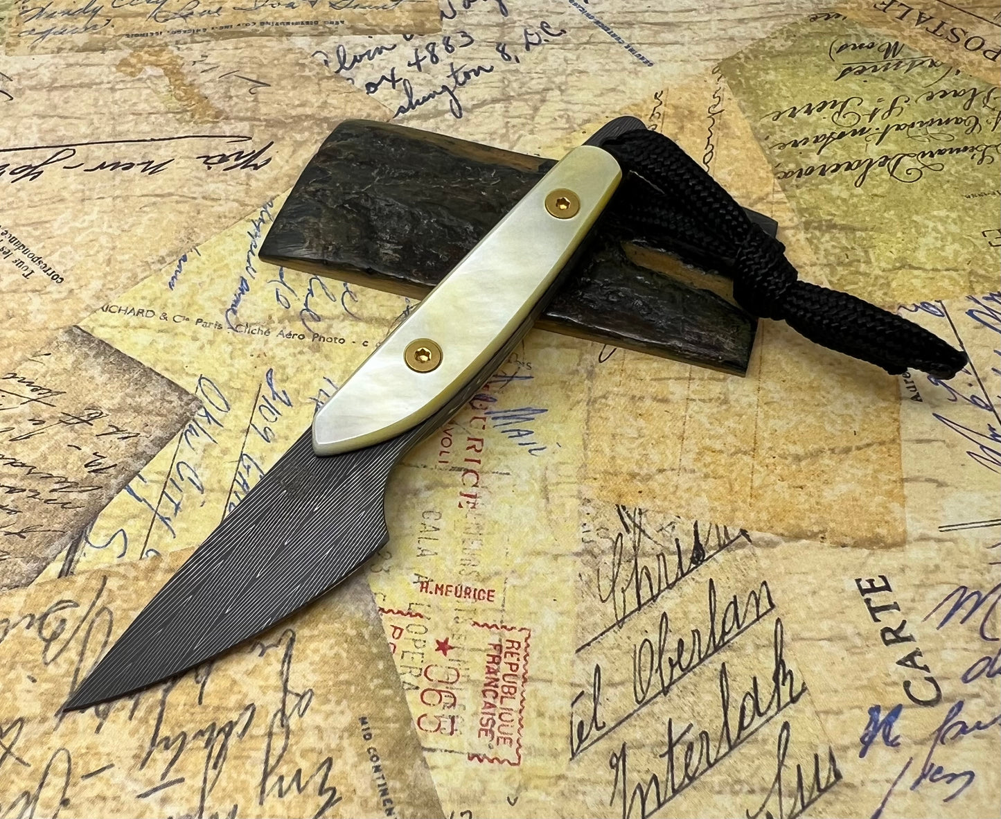 Herringbone Pocket Blade