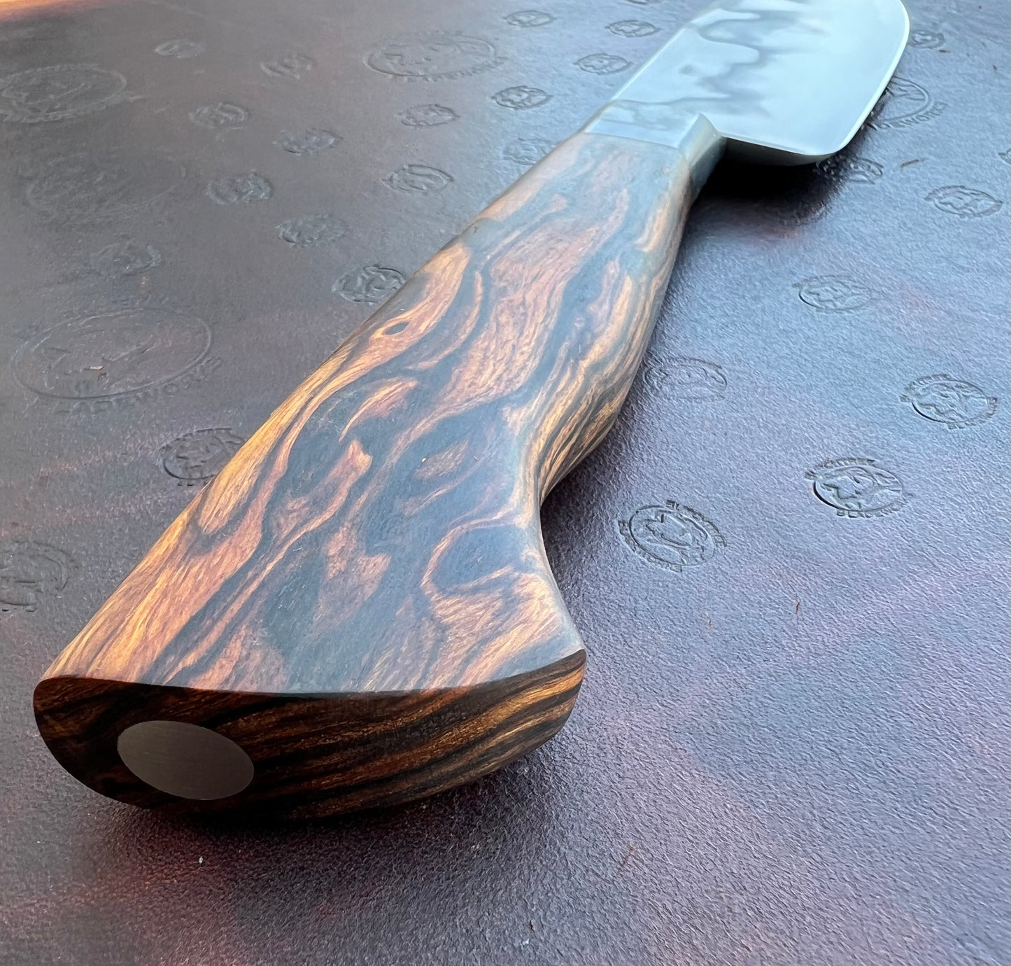 Integral Fixed Blade